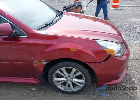 2013 Subaru Legacy 2.5I Premium из США, поврежденный, VIN 4S3BMBC62D3044482